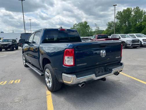 Patriot Blue Pearlcoat 2024 RAM 1500 Big Horn/Lone Star
