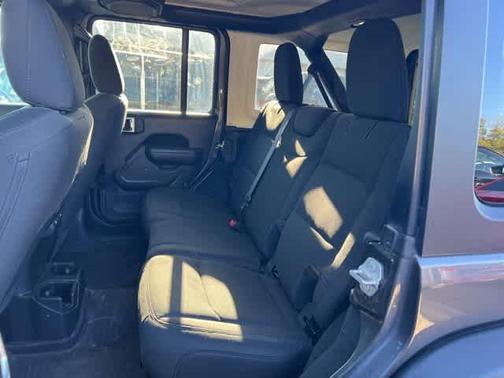2022 Jeep Wrangler Willys