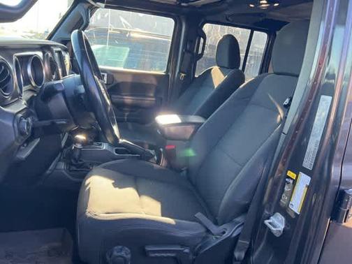 2022 Jeep Wrangler Willys