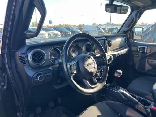 2022 Jeep Wrangler Willys