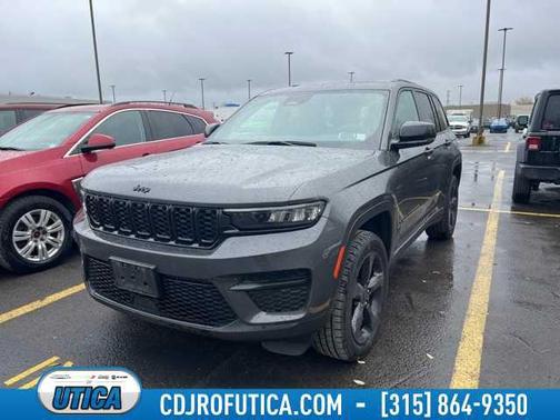 2023 Jeep Grand Cherokee Altitude
