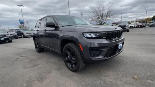 2023 Jeep Grand Cherokee Altitude