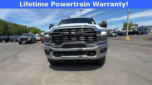 2025 RAM 2500 Big Horn Crew Cab 4x4 6'4' Box