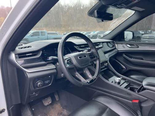 2023 Jeep Grand Cherokee 4xe Overland