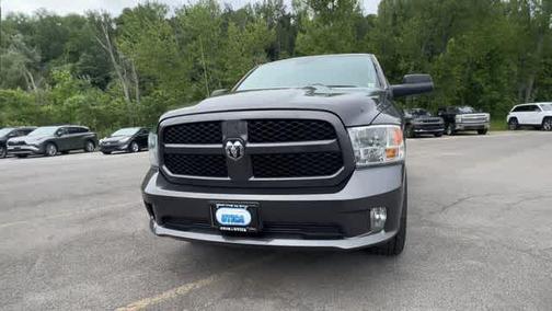 Granite Crystal Metallic Clearcoat 2018 RAM 1500 Express