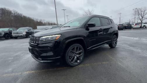 Diamond Black Crystal Pearlcoat 2024 Jeep Compass Limited
