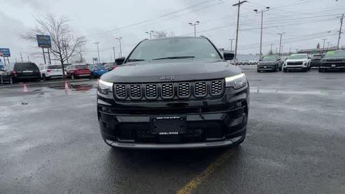 Diamond Black Crystal Pearlcoat 2024 Jeep Compass Limited