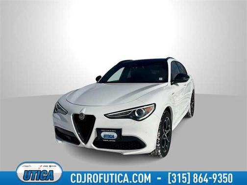 2022 Alfa Romeo Stelvio Ti