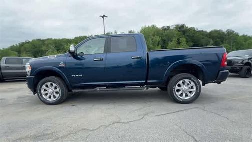 2022 RAM 2500 Laramie Crew Cab 4x4 6'4' Box