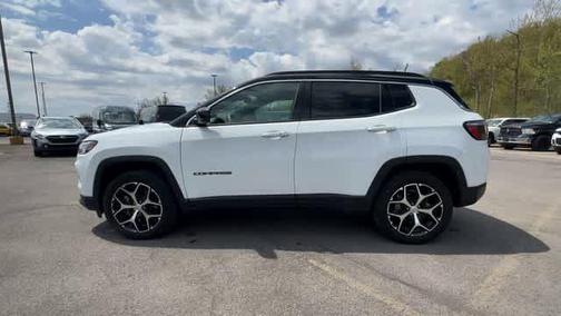 Bright White Clearcoat 2024 Jeep Compass Limited