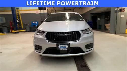 2026 Chrysler Pacifica L