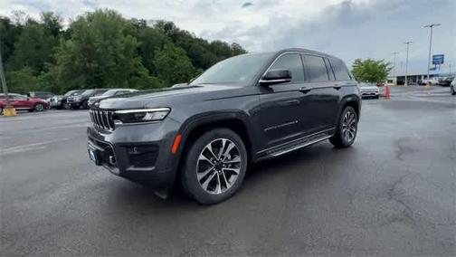 2022 Jeep Grand Cherokee Overland