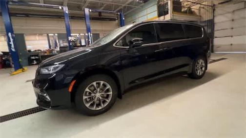 2026 Chrysler Pacifica L