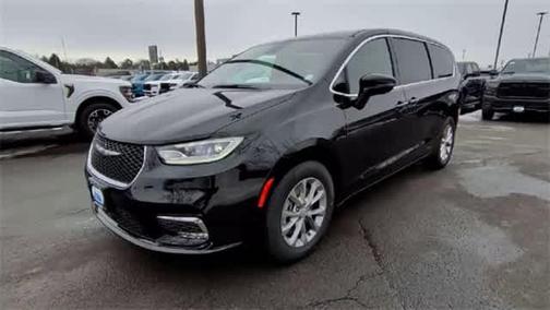 2026 Chrysler Pacifica L