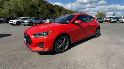 2019 Hyundai Veloster 2