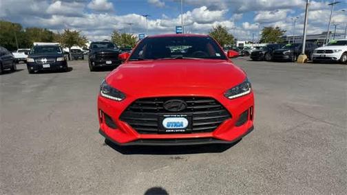 2019 Hyundai Veloster 2