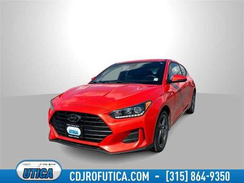 2019 Hyundai Veloster 2