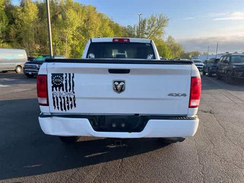 Bright White Clearcoat 2019 RAM 1500 Express