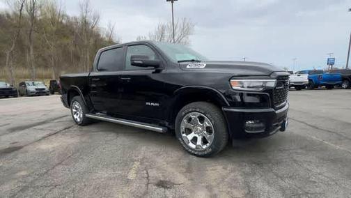Diamond Black Crystal Pearlcoat 2026 RAM 1500 Big Horn/Lone Star