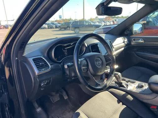 2019 Jeep Grand Cherokee Upland