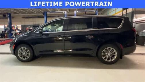 2026 Chrysler Pacifica L