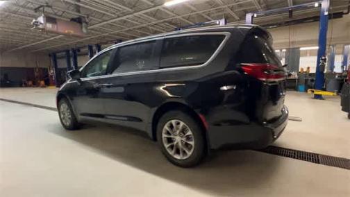 2026 Chrysler Pacifica L