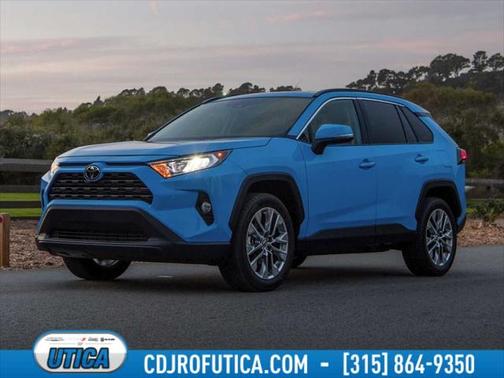2022 Toyota RAV4 XLE