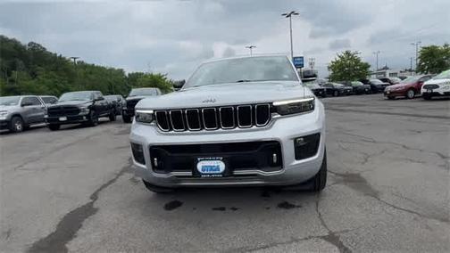 2022 Jeep Grand Cherokee Overland