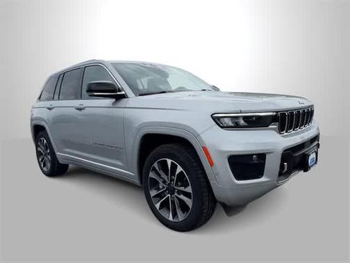 2022 Jeep Grand Cherokee Overland