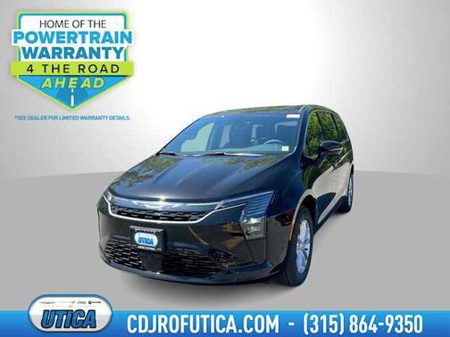 Diamond Black Crystal Pearlcoat 2027 Chrysler Pacifica L