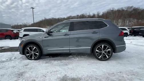 2022 Volkswagen Tiguan 2.0T SEL R-Line 4MOTION