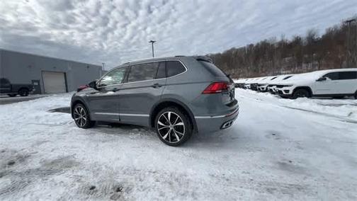 2022 Volkswagen Tiguan 2.0T SEL R-Line 4MOTION