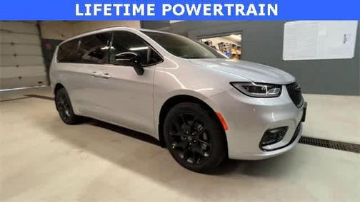 2026 Chrysler Pacifica L