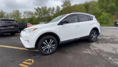 Super White 2018 Toyota RAV4 LE