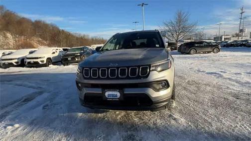 2022 Jeep Compass Latitude Lux
