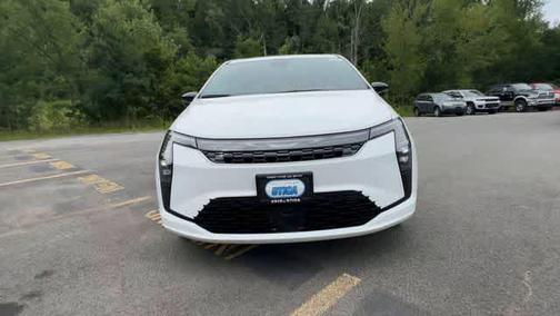 Bright White Clearcoat 2027 Chrysler Pacifica L