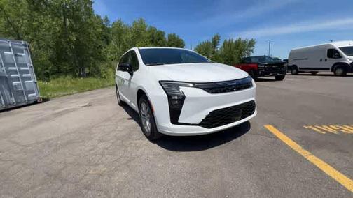 Bright White Clearcoat 2027 Chrysler Pacifica L