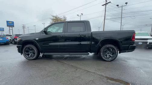 Diamond Black Crystal Pearlcoat 2026 RAM 1500 Big Horn/Lone Star