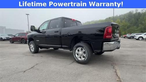 2025 RAM 2500 Big Horn Crew Cab 4x4 6'4' Box