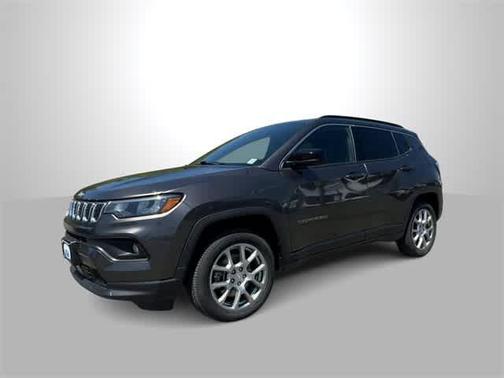 2023 Jeep Compass Latitude Lux