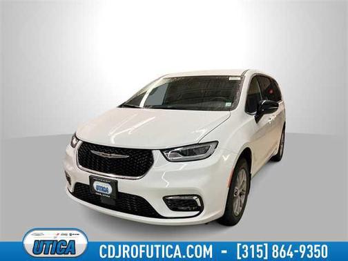 2026 Chrysler Pacifica L