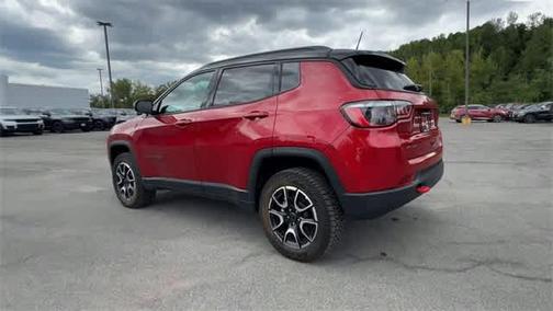 2025 Jeep Compass Trailhawk