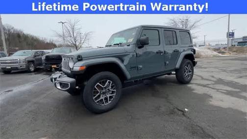2026 Jeep Wrangler 4-Door Sahara 4x4