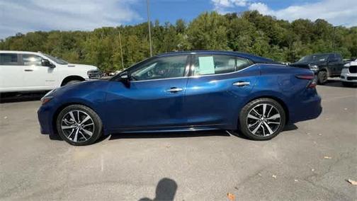 2022 Nissan Maxima SL