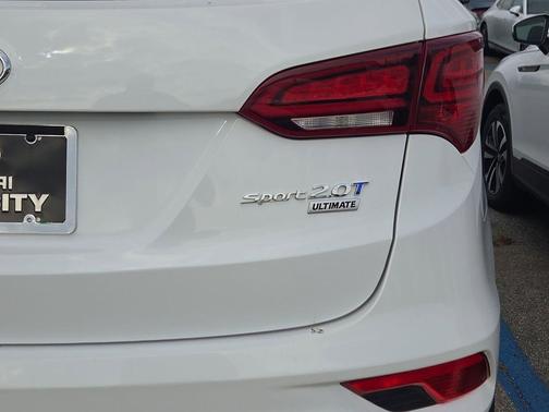 2018 Hyundai Santa Fe Sport 2.0L Turbo Ultimate