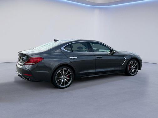 2020 Genesis G70 3.3T RWD