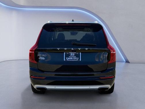 2020 Volvo XC90 T5 Momentum
