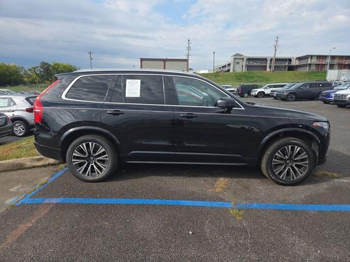 2020 Volvo XC90 T5 Momentum