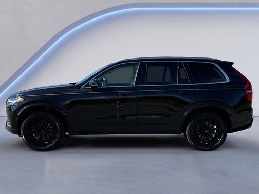 2020 Volvo XC90 T5 Momentum