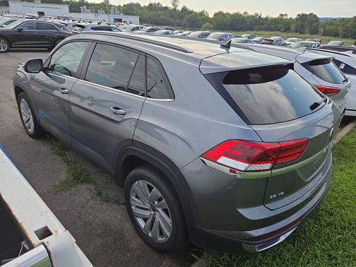 2022 Volkswagen Atlas Cross Sport 3.6L V6 SE w/Technology